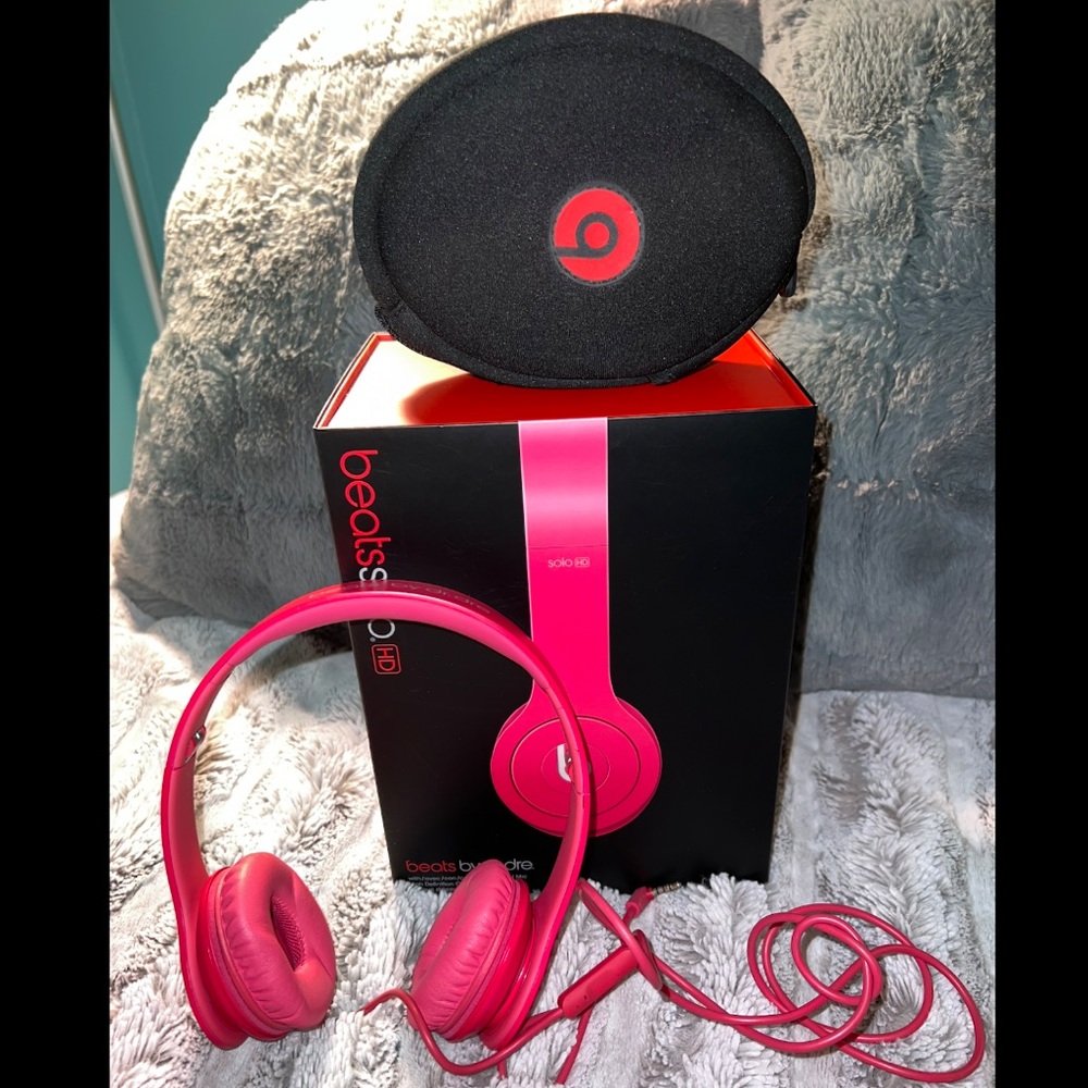 Beats HD Hot Pink